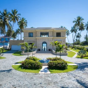 las canas coralinahouse .webp